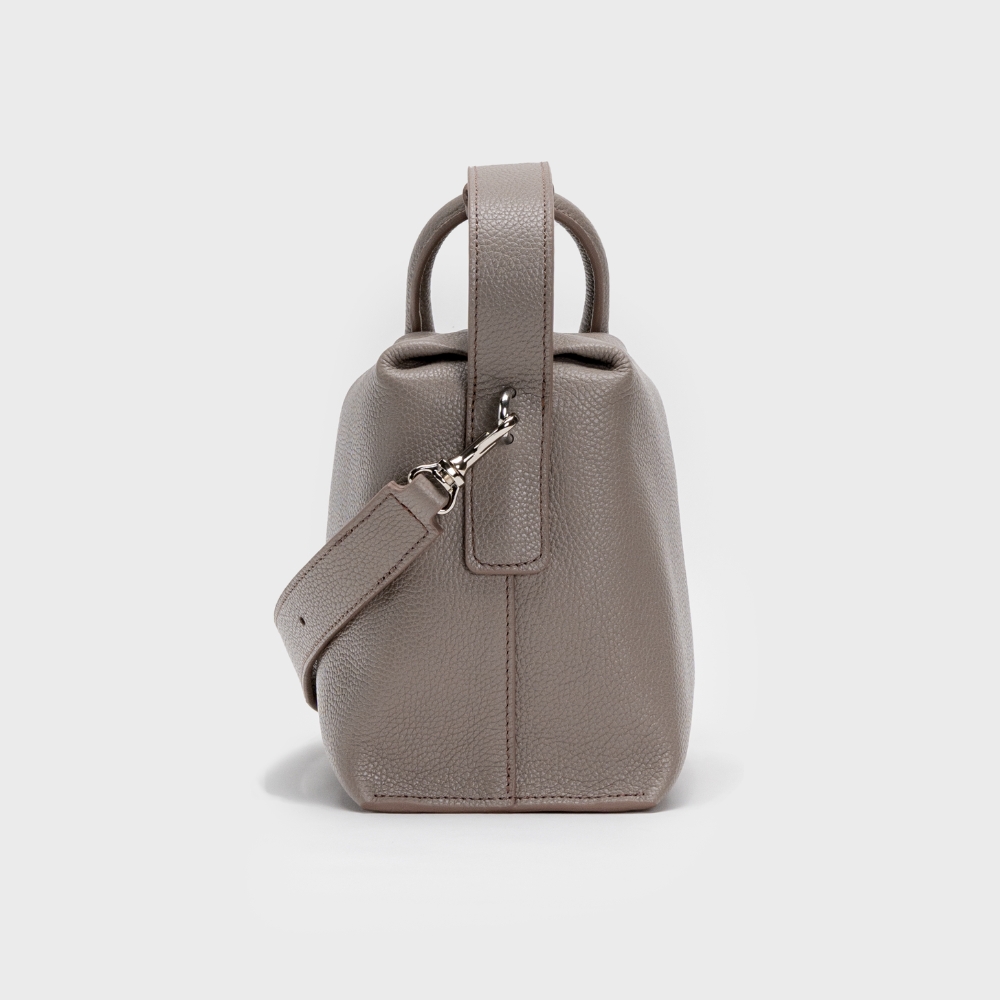 84 Tamae size 25 Taupe Soft Grain – ảnh chi tiết 2 | XCUU